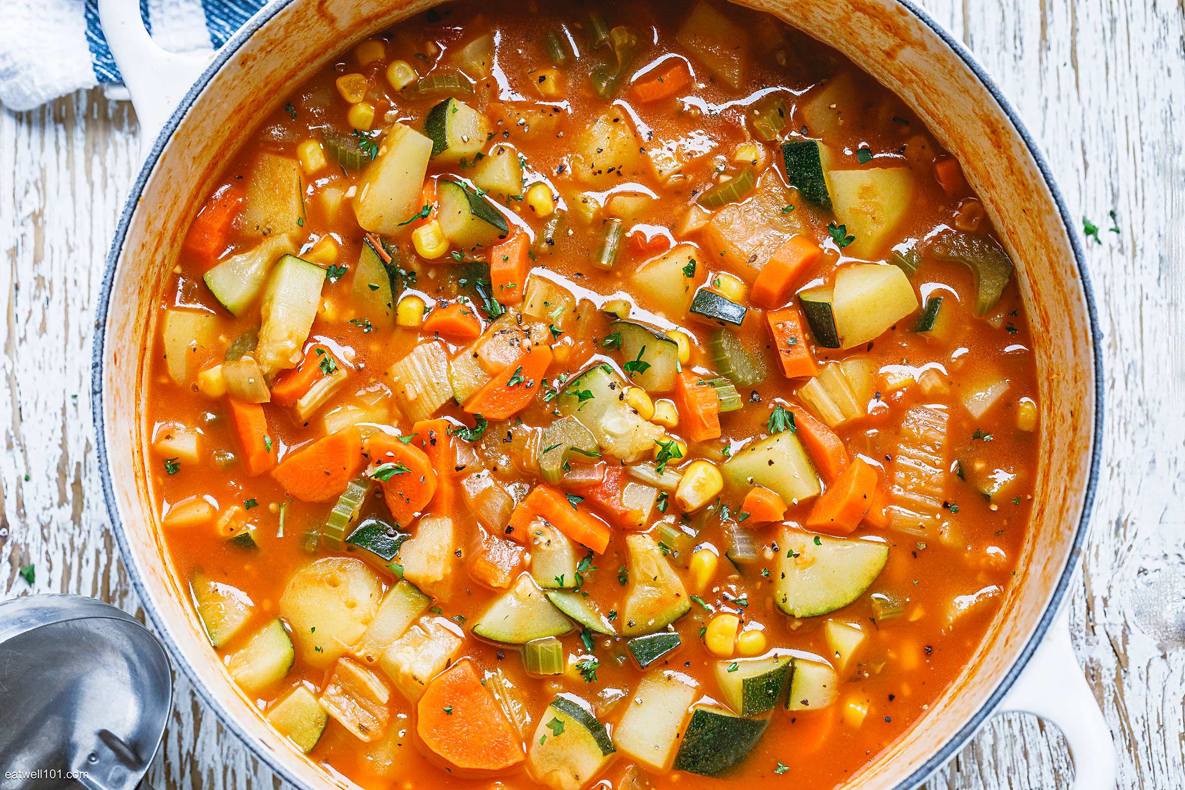 طرز تهیه سوپ گوجه و سبزیجات